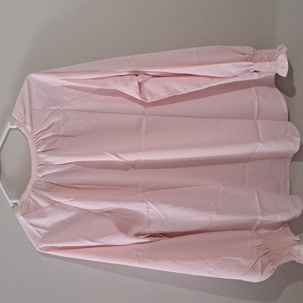 ❤️Elegant light Pink Blouse - Picture 10 of 10